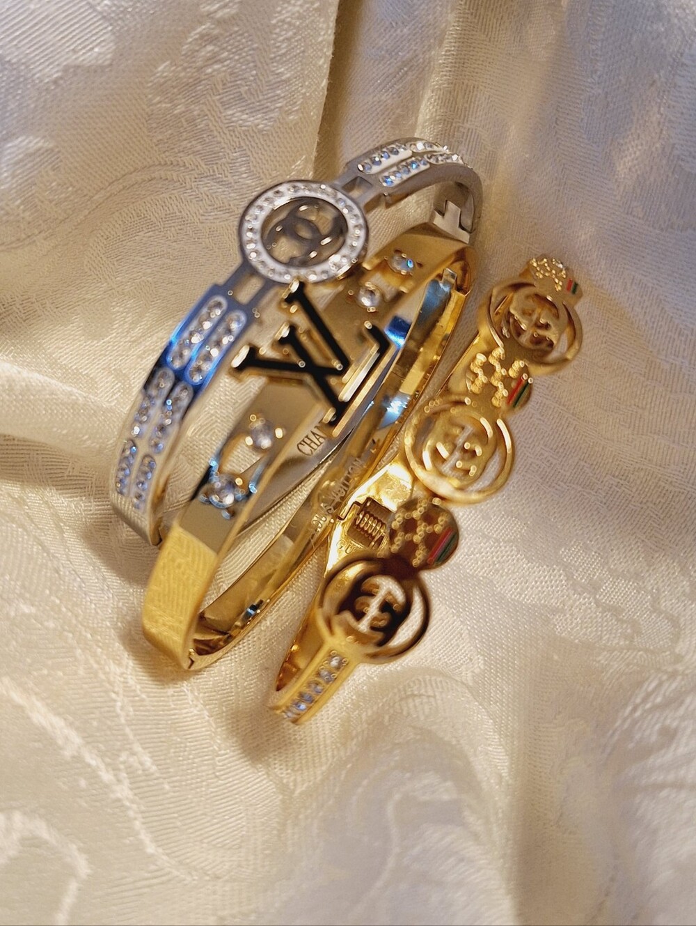 LOGO BRACELET SET (3) - NEW